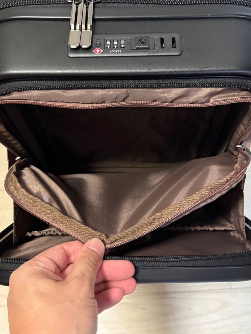 最終値下げ！ACE ブレッドボード スーツケース29L 機内持ち込み