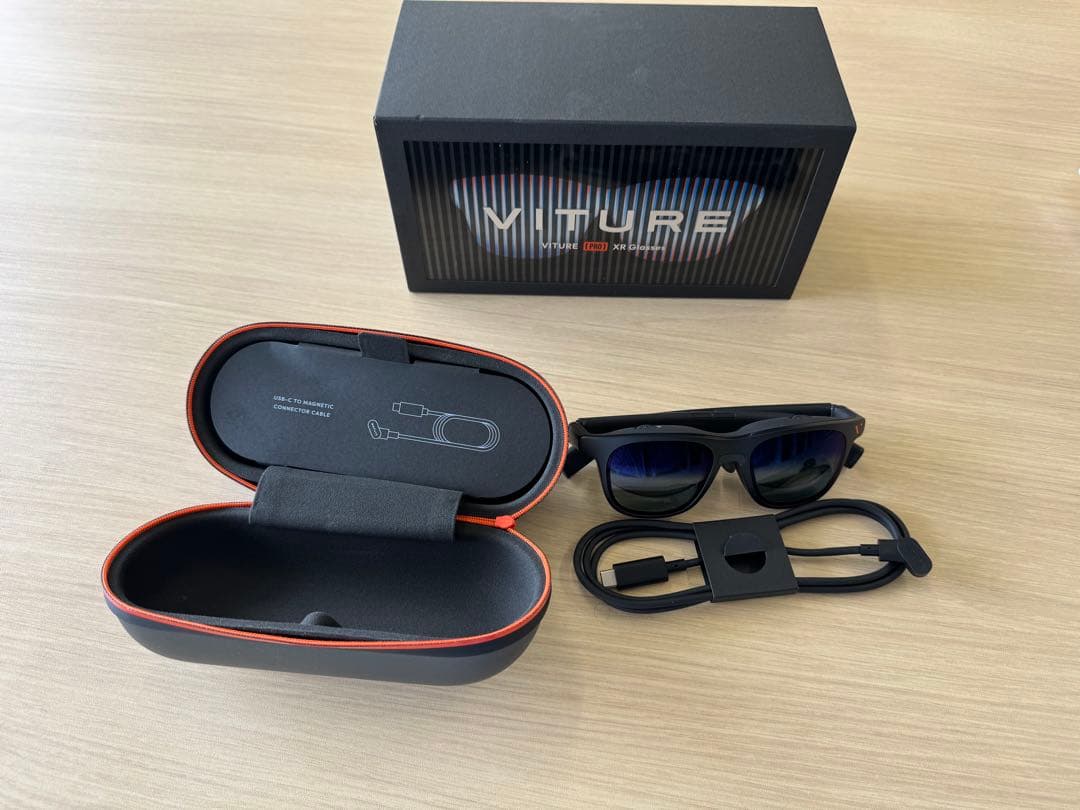 VITURE サングラス型ディスプレイ