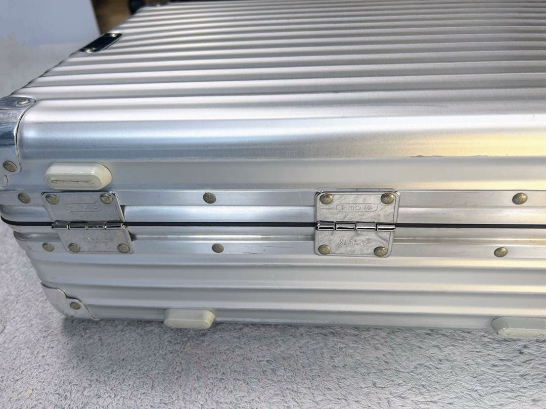 【希少廃盤モデル】2輪リモア35Lクラシックフライトアルミニウム製キャリーケース