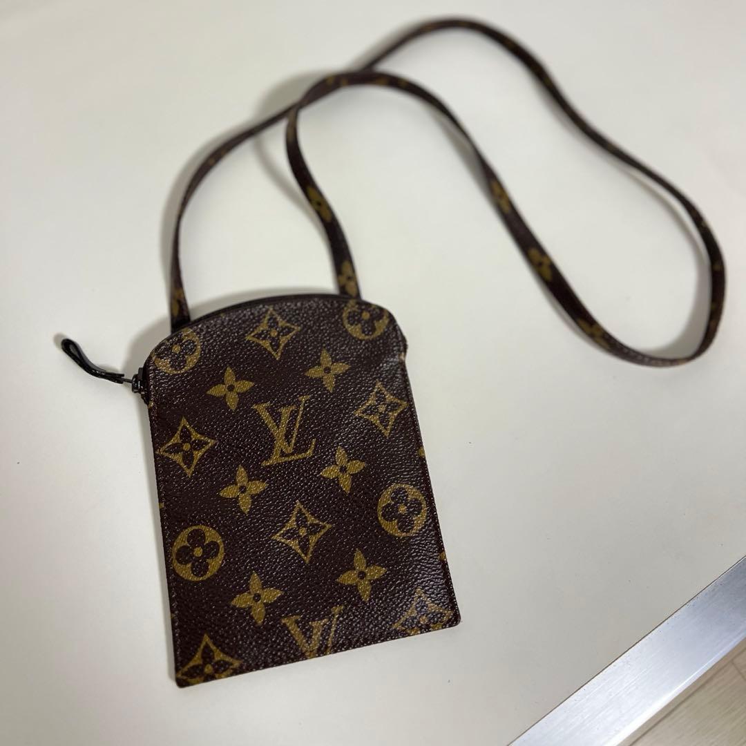 美品　ルイヴィトン　ポシェット　セクレ　ショルダー　モノグラム