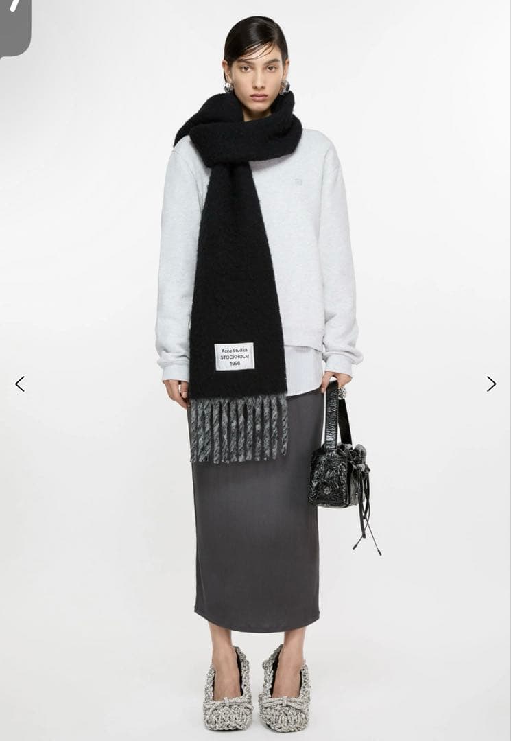 Acne Studiosマフラー