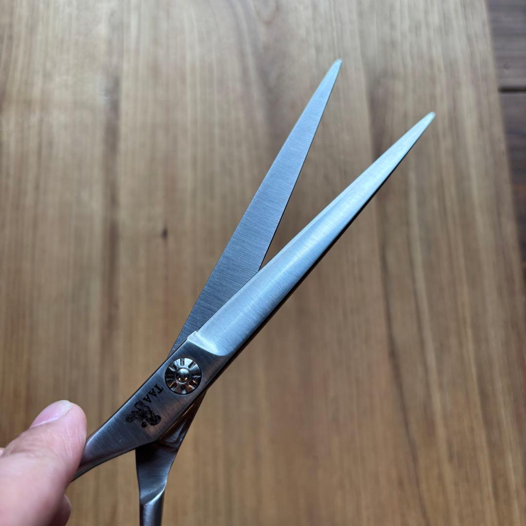 TAA レフティストレートシザー LP-700７インチ