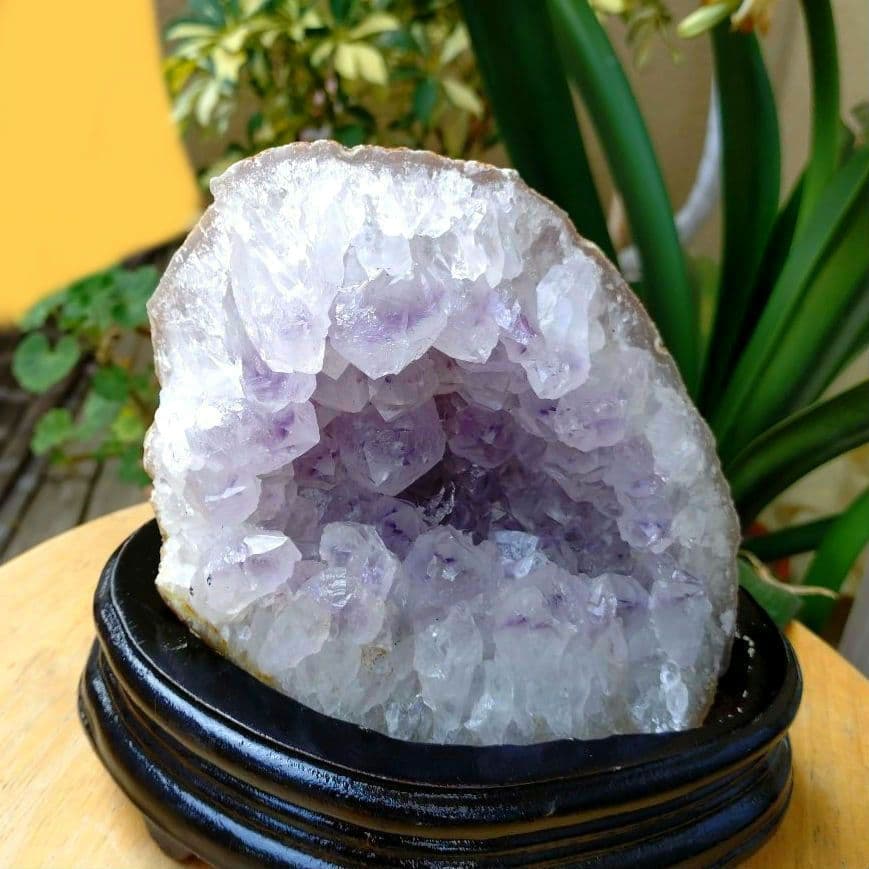 【割引特価】ジオード☆ブラジル産アゲートアメジストクラスター　ドーム　1.3Kg