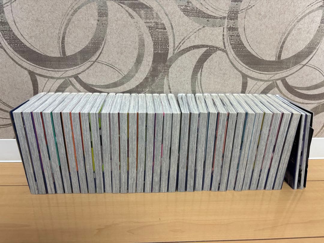 ブルーロック　1巻〜31巻　「収納箱付き、全て透明カバー付き、映画特典冊子付き」