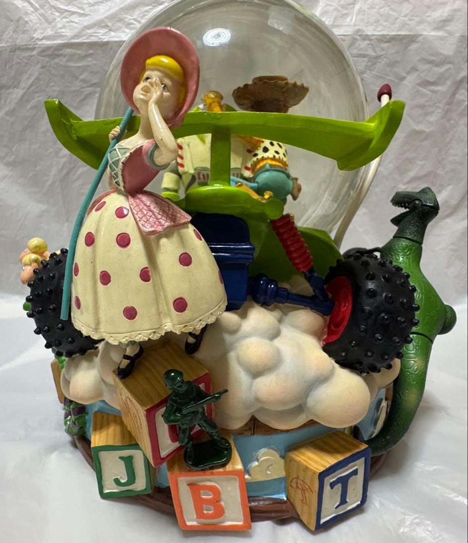 ディズニー トイストーリー 音楽機能付きスノーグローブ