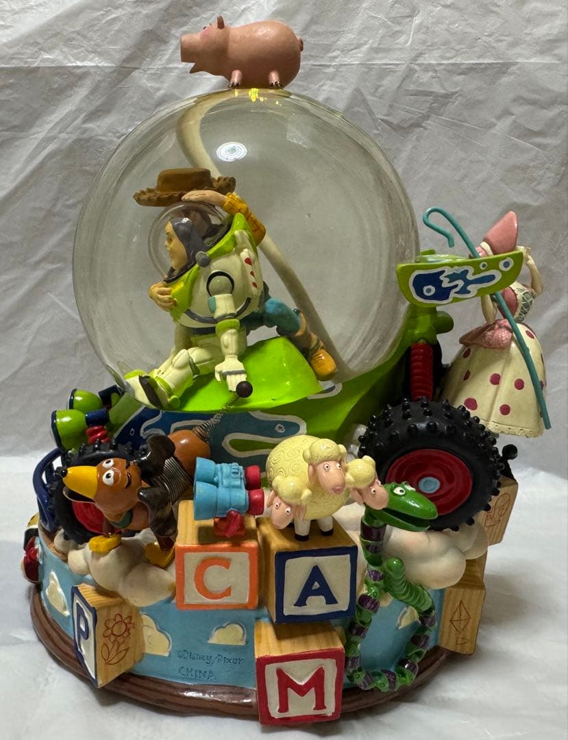 ディズニー トイストーリー 音楽機能付きスノーグローブ
