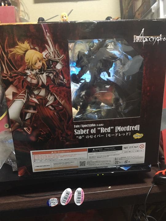 赤のセイバー モードレッド フィギュア fate