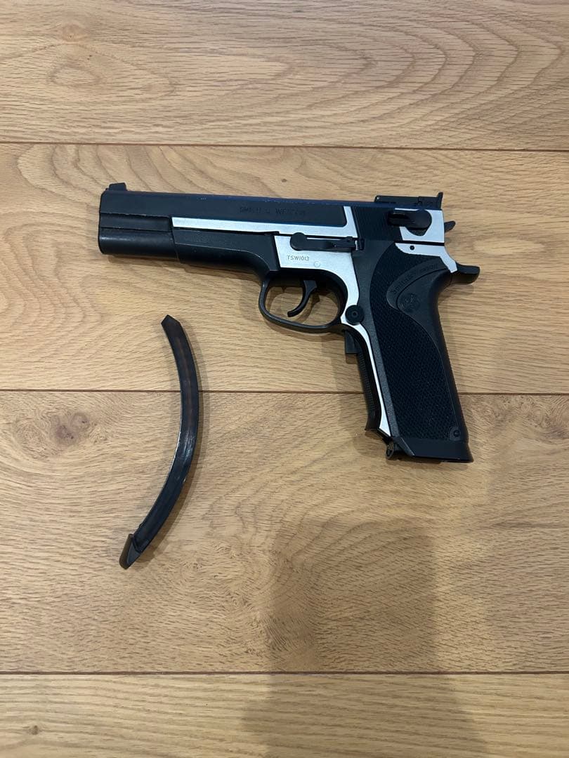 東京マルイ M4A1カービン & G18Cセット