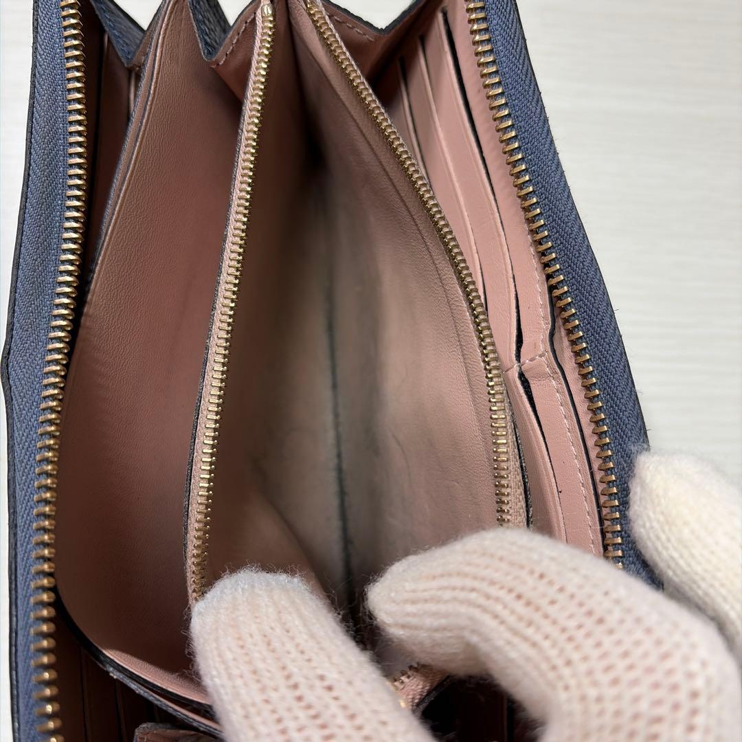 LOUIS VUITTONのPVCレザーの長財布