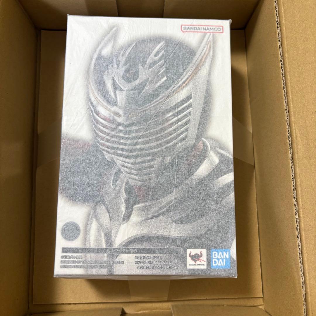 新品未開封 S.H.Figuarts（真骨彫製法） 仮面ライダー龍騎