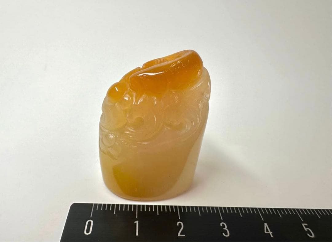 螭虎 古獣　田黄　高級印材　ラオス　篆刻　印材　印石　書道　落款　遊印