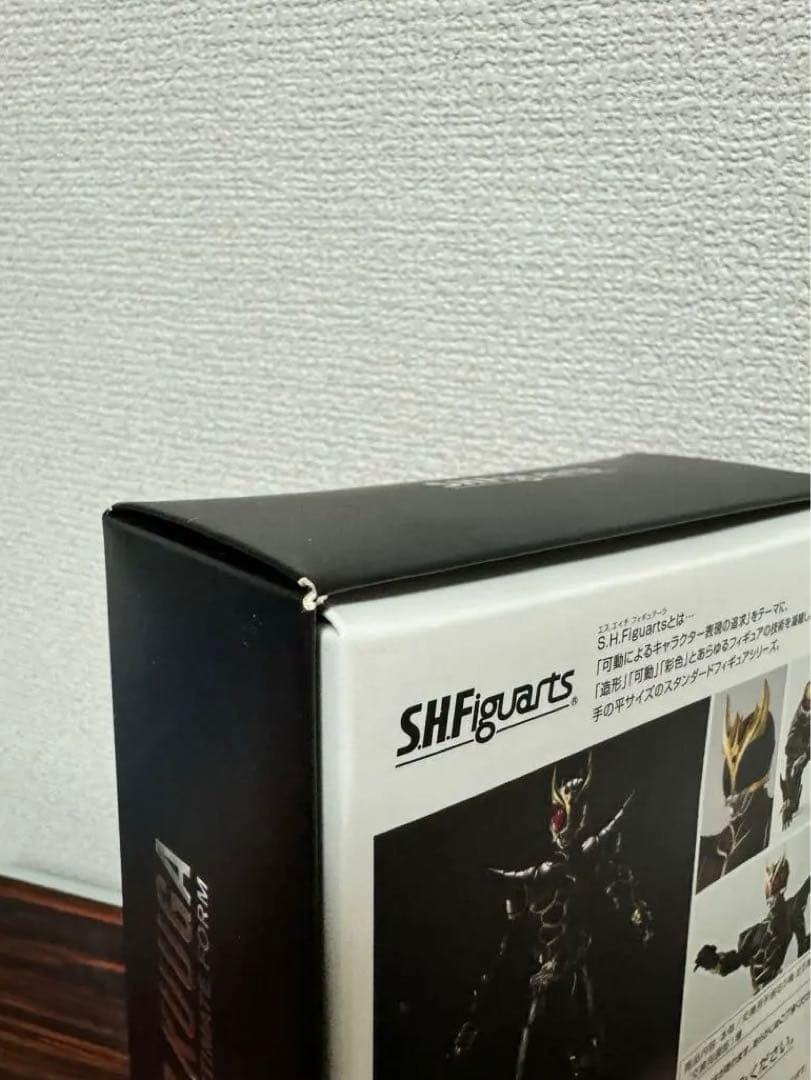 【セール２／12まで！！】仮面ライダークウガアルティメットフォーム