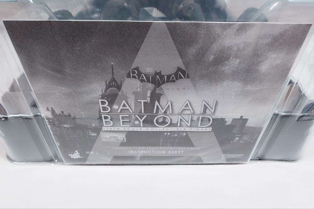 【ホットトイズ】『バットマン：アーカム・ナイト』バットマン（ザ・フューチャー版）