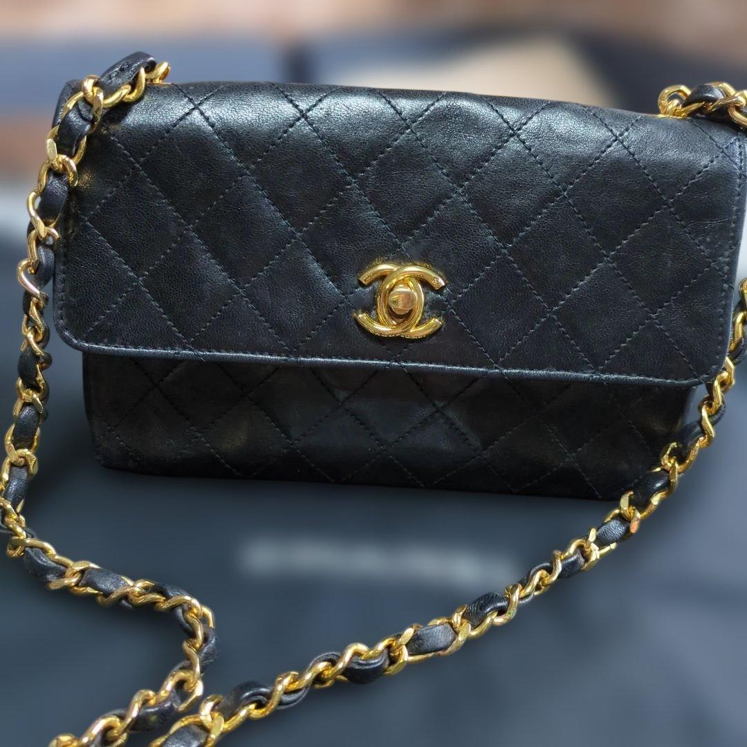 CHANELマトラッセ ブラックショルダーバッグ