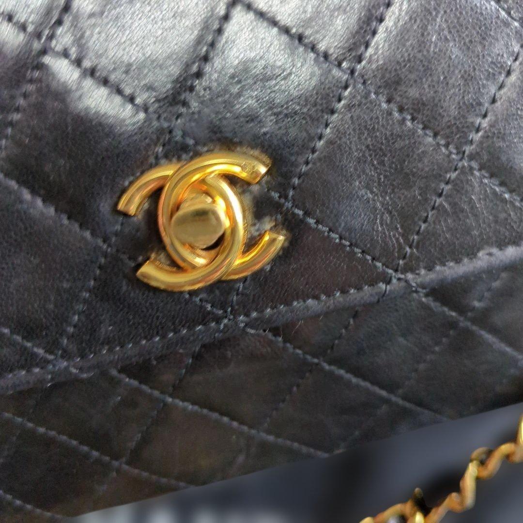 CHANELマトラッセ ブラックショルダーバッグ