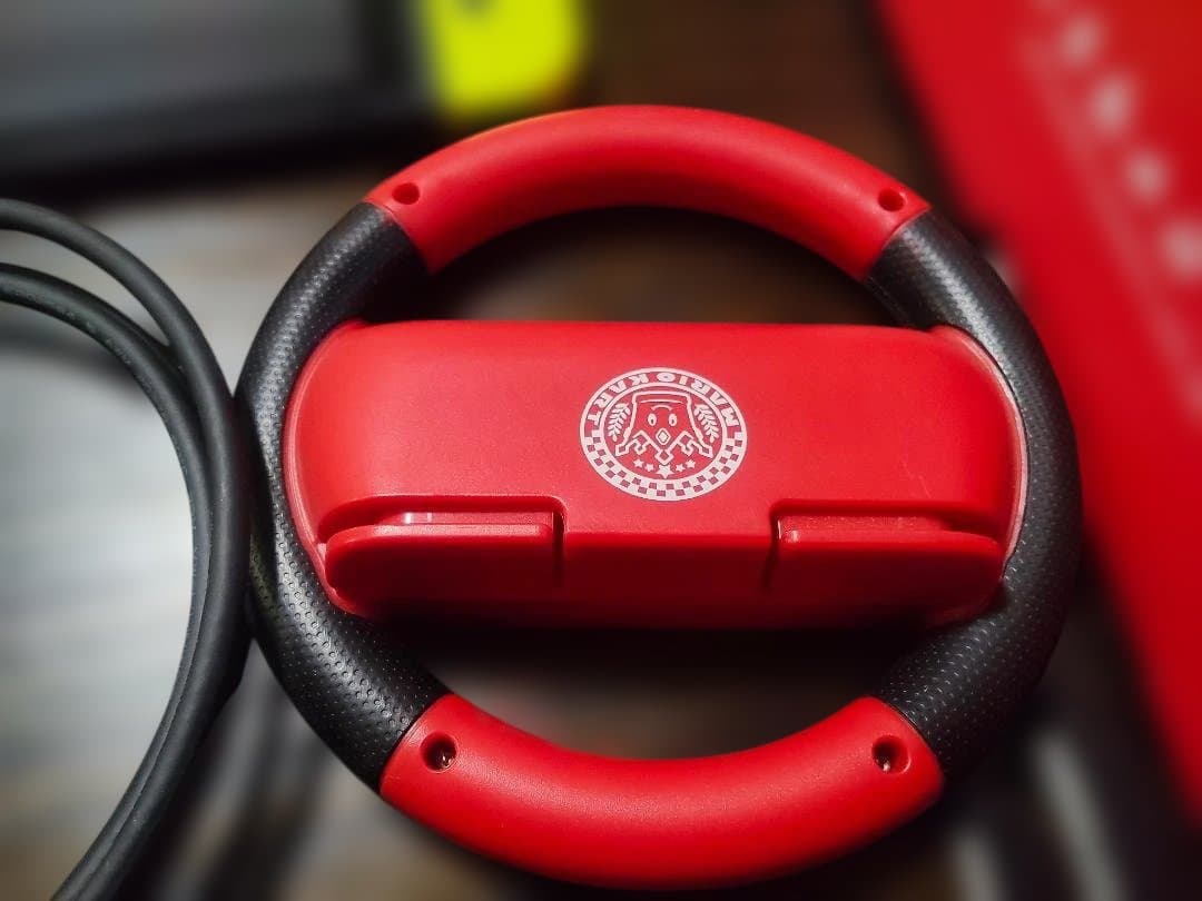 【おまけ付】Nintendo Switch 付属品完備 +マリカーハンドル