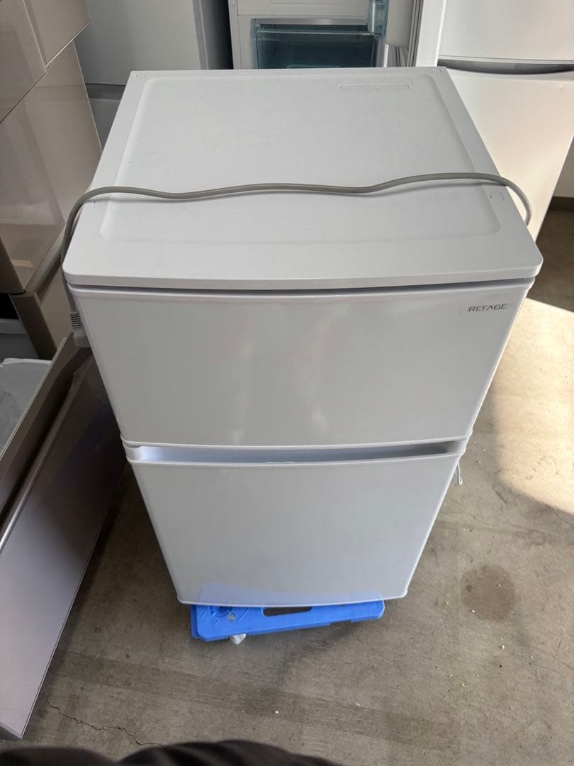 美品 ヤマダ 2ドア冷蔵庫 REFAGE YRZ-C09MW 2025年製