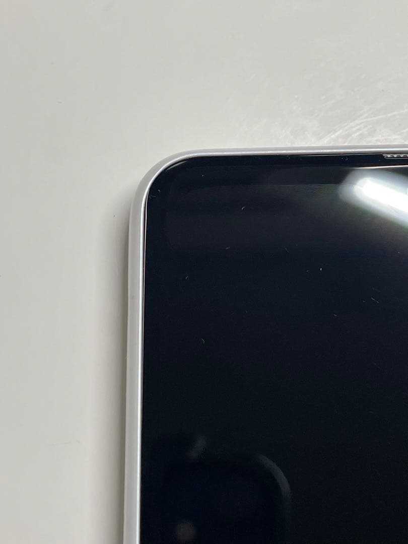 Galaxy A23 5G SCG18SWA ホワイト　UQ