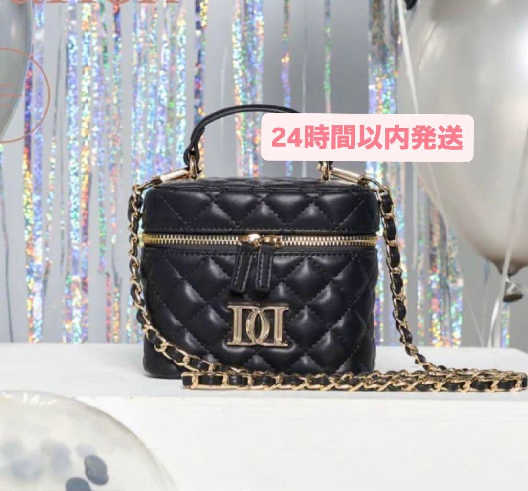 Darich ダーリッチ キルティングスクエアミニバッグ シルバーパーツ