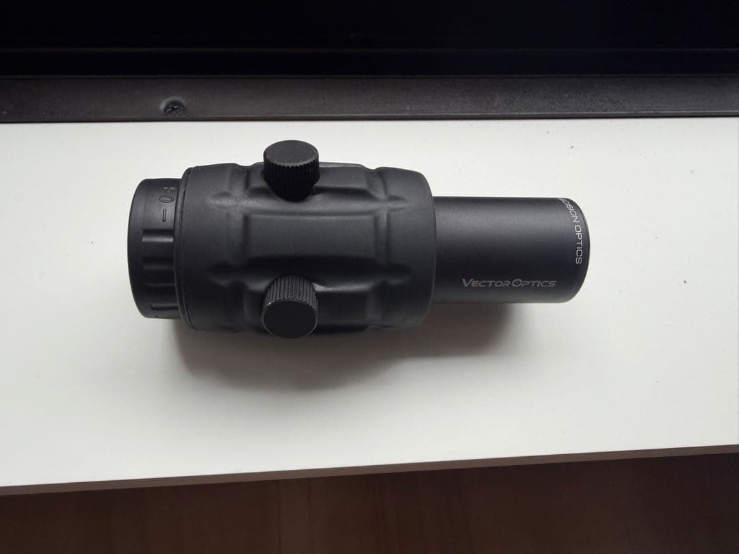 トイガン Vector Optics Maverick 4X26 Magnifier