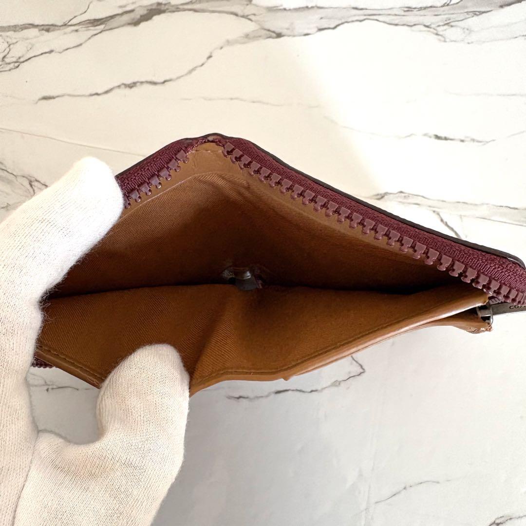 極美品⭐︎COACH コーチ⭐︎馬車デザイン 二つ折り財布 ベージュ×ブラウン