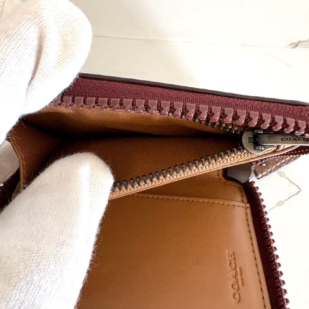極美品⭐︎COACH コーチ⭐︎馬車デザイン 二つ折り財布 ベージュ×ブラウン