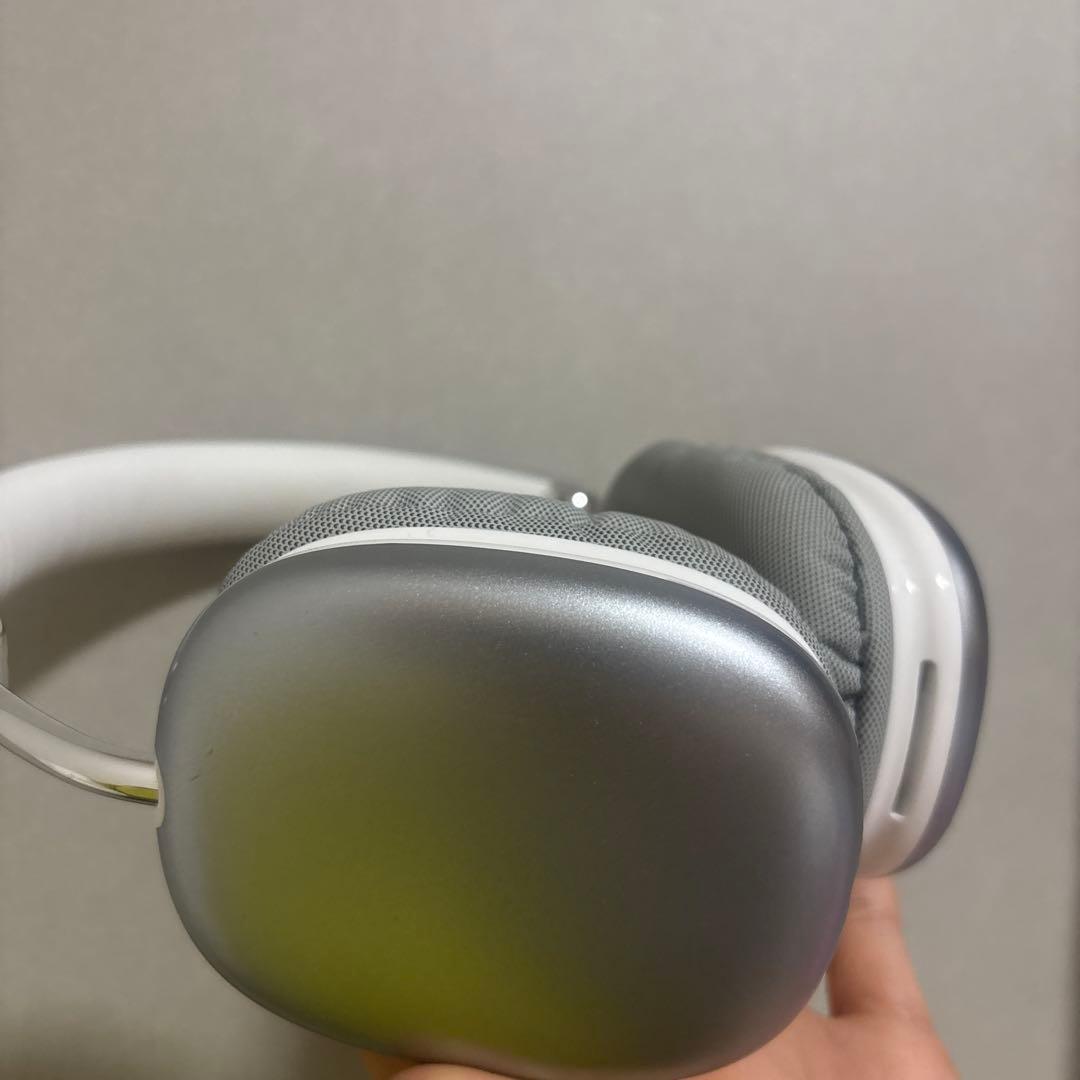 ワイヤレスヘッドホン グレーとホワイト