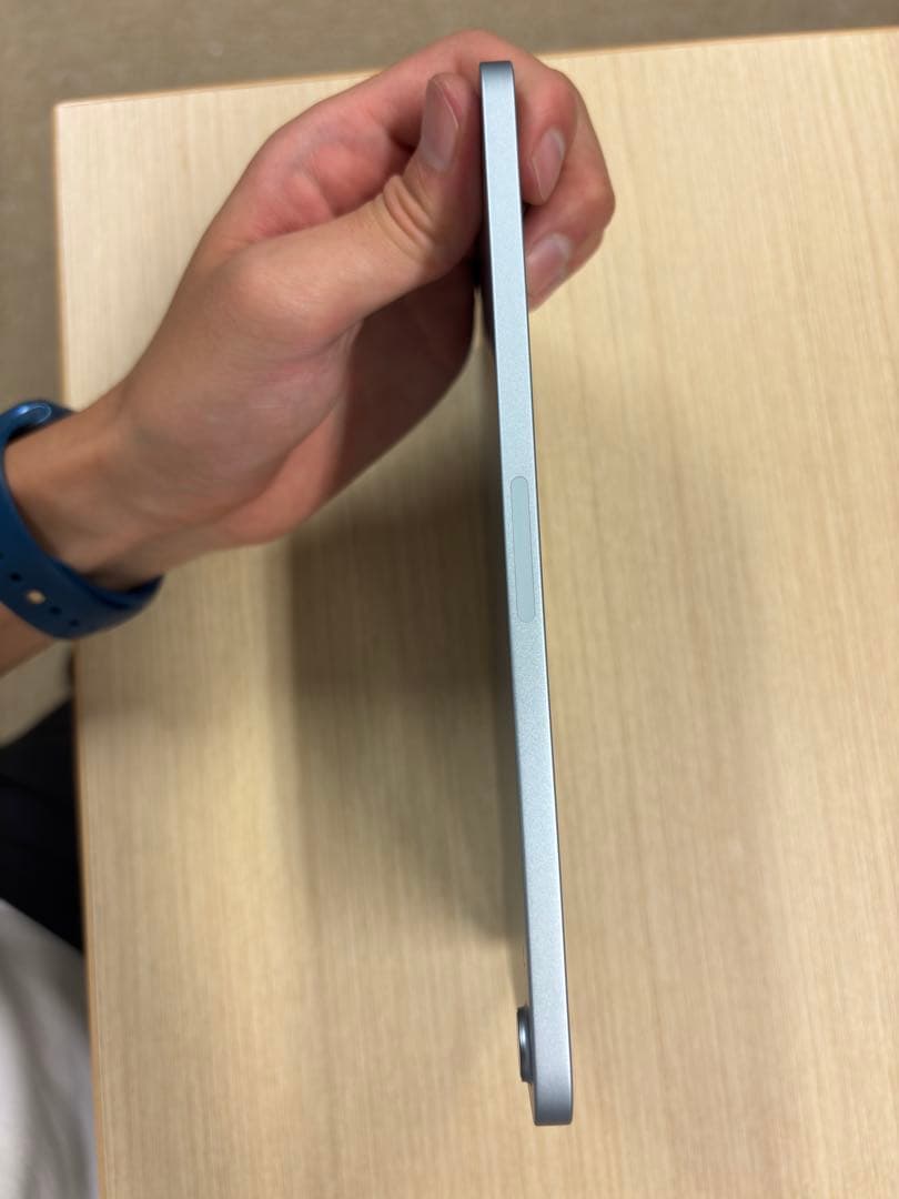 Apple iPad mini A17Pro ブルー　充放電22回