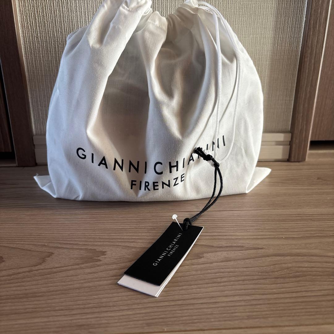 ジャンニキアリーニ　バッグ