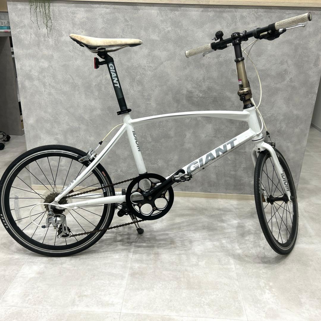 GIANT 「ジャイアント」 IDIOM 20インチ　ミニベロ