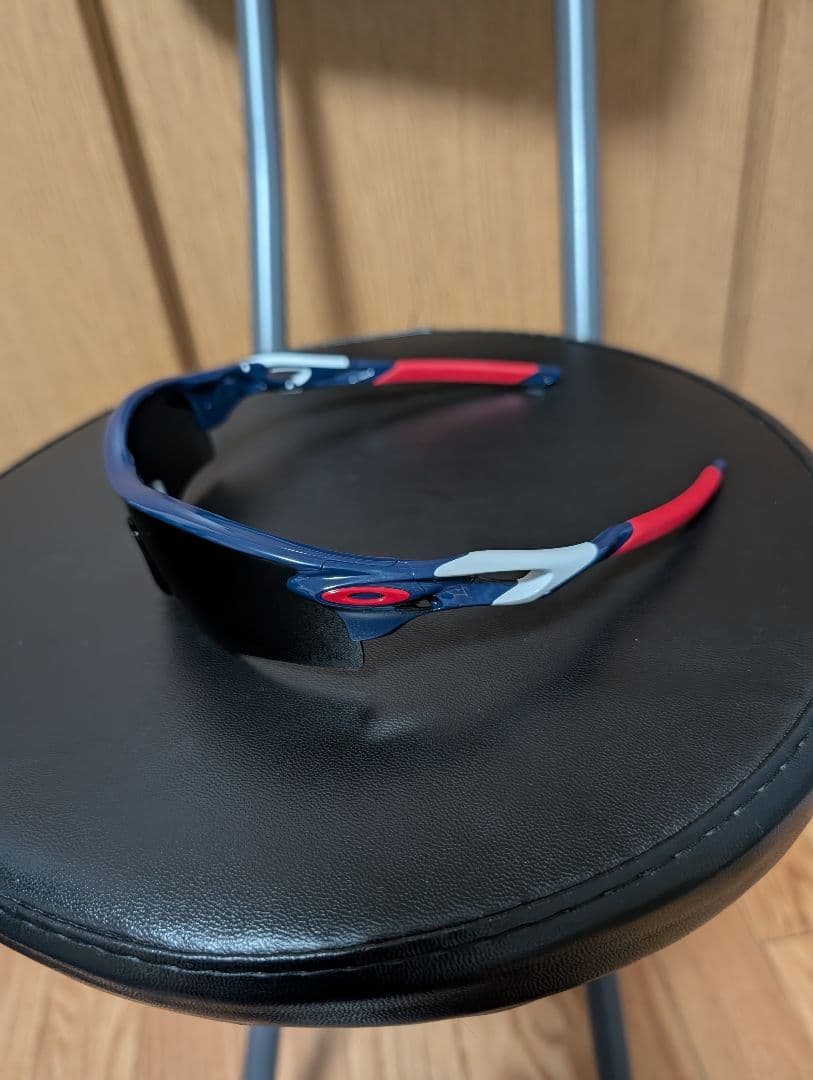 本日限定売り切りセール　オークリー　埼玉西武ライオンズ　モデル　サングラス