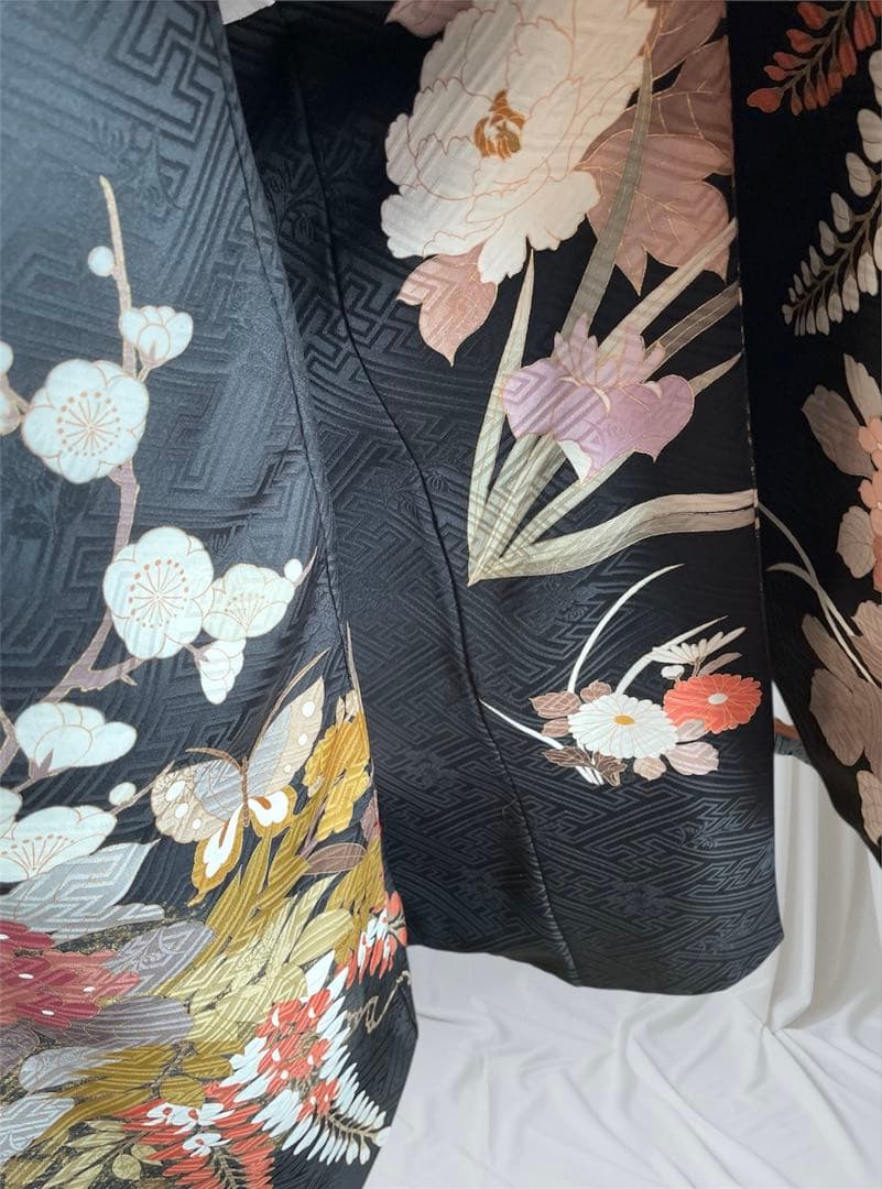 振袖 フルセット 綸子紗綾形 手描き友禅 黒地 花づくし