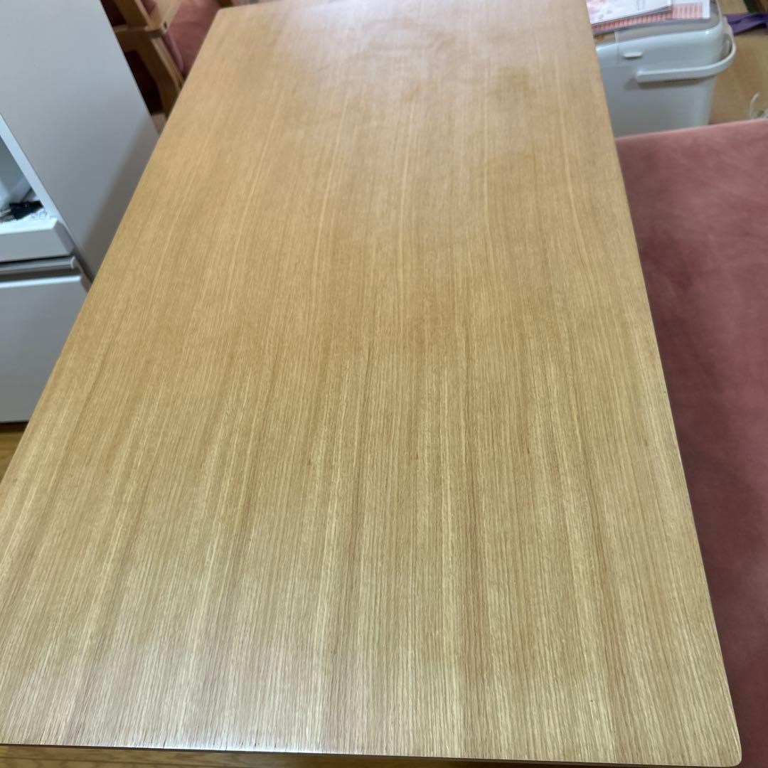 MUJI無印良品:リビングでもダイニングでも使えるテーブル