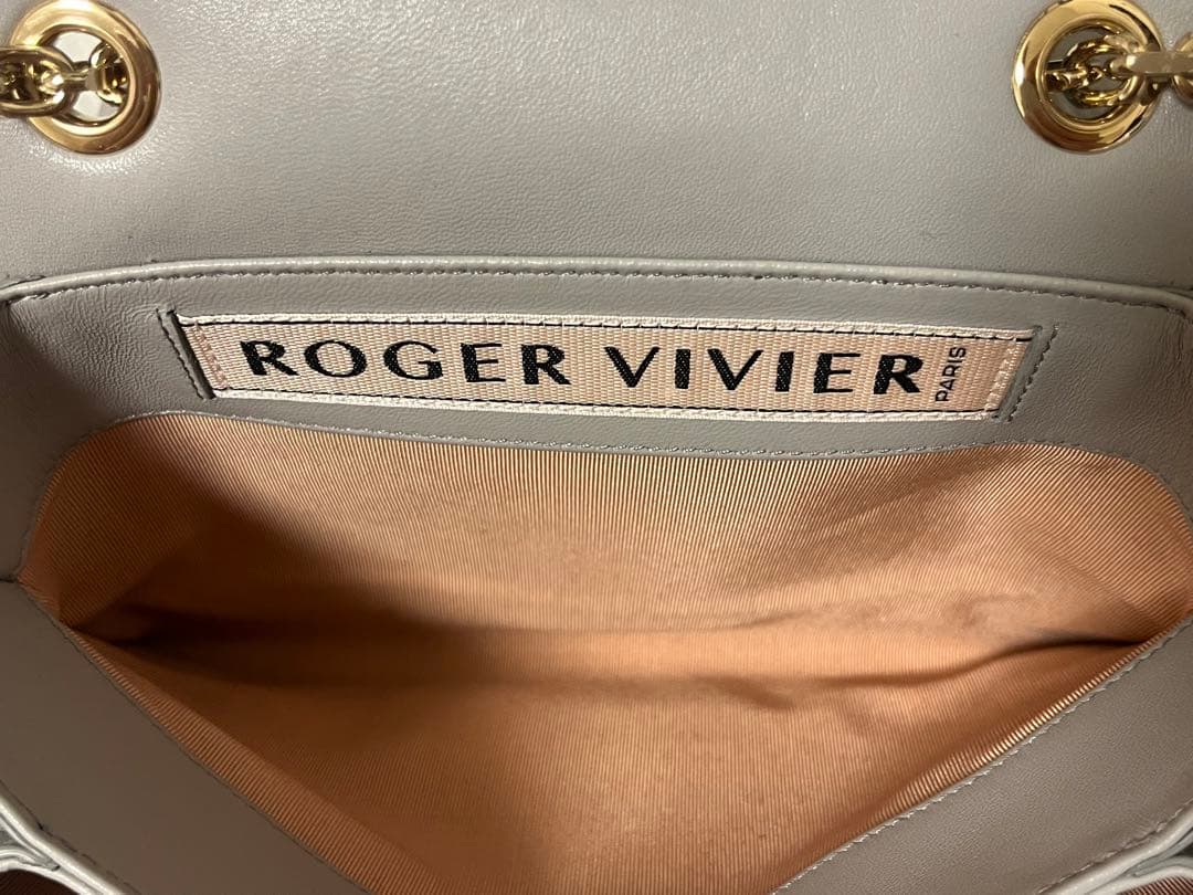 美品！！！ロジェヴィヴィエ　ショルダーバッグ