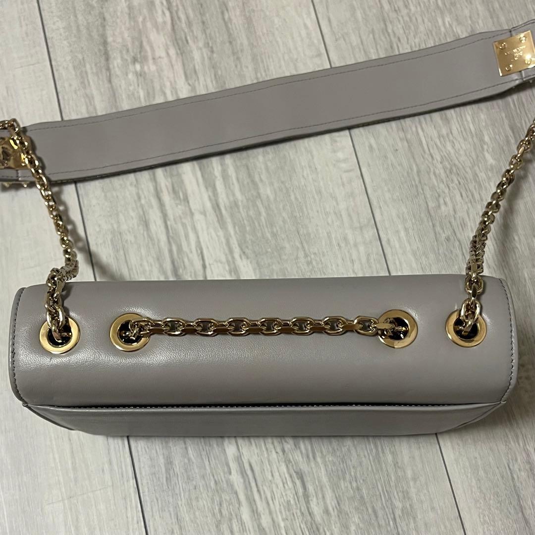 美品！！！ロジェヴィヴィエ　ショルダーバッグ