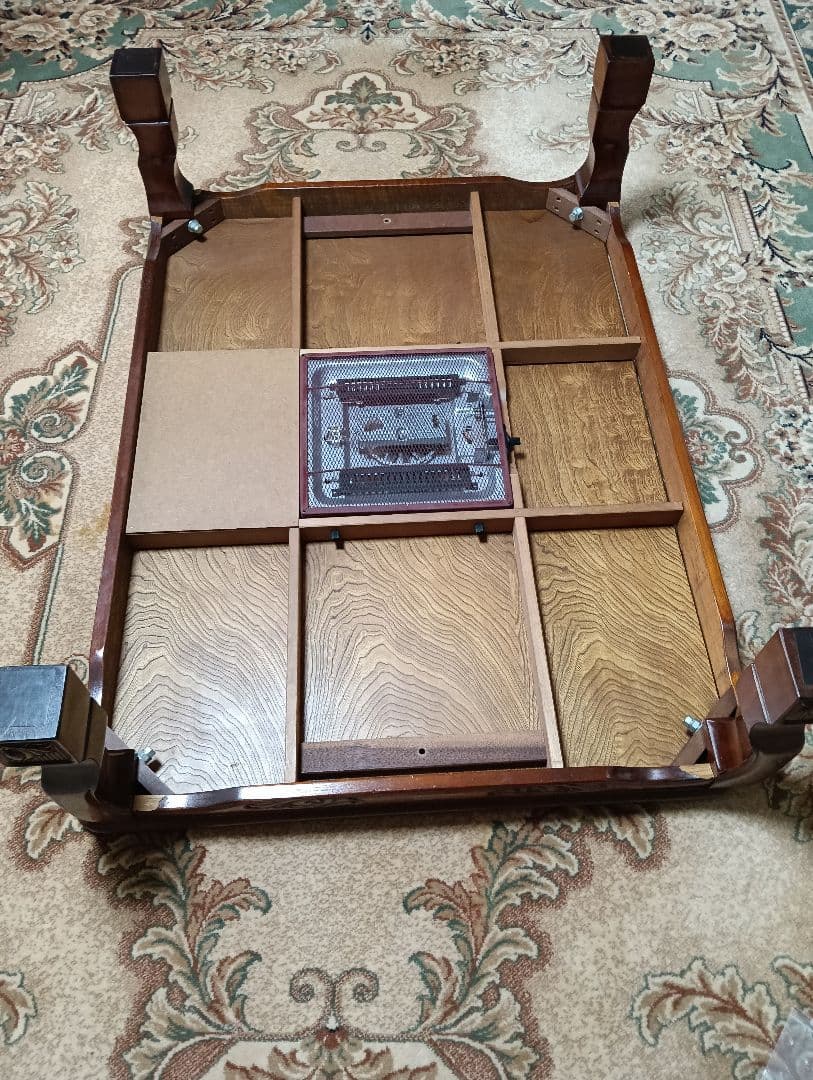 最終値下げ！家具調こたつ 彫刻入り