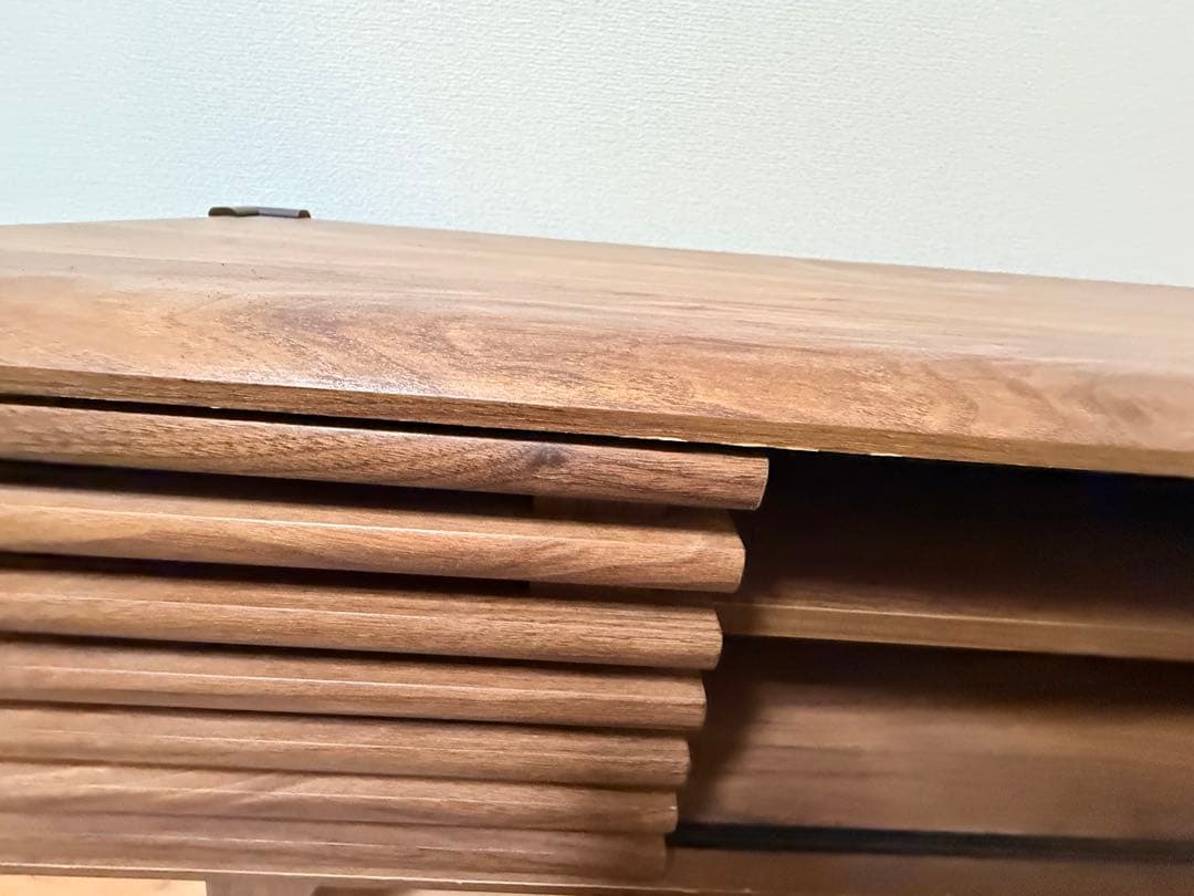 【値下げ中】木製テレビ台 スラットデザイン ブラウン