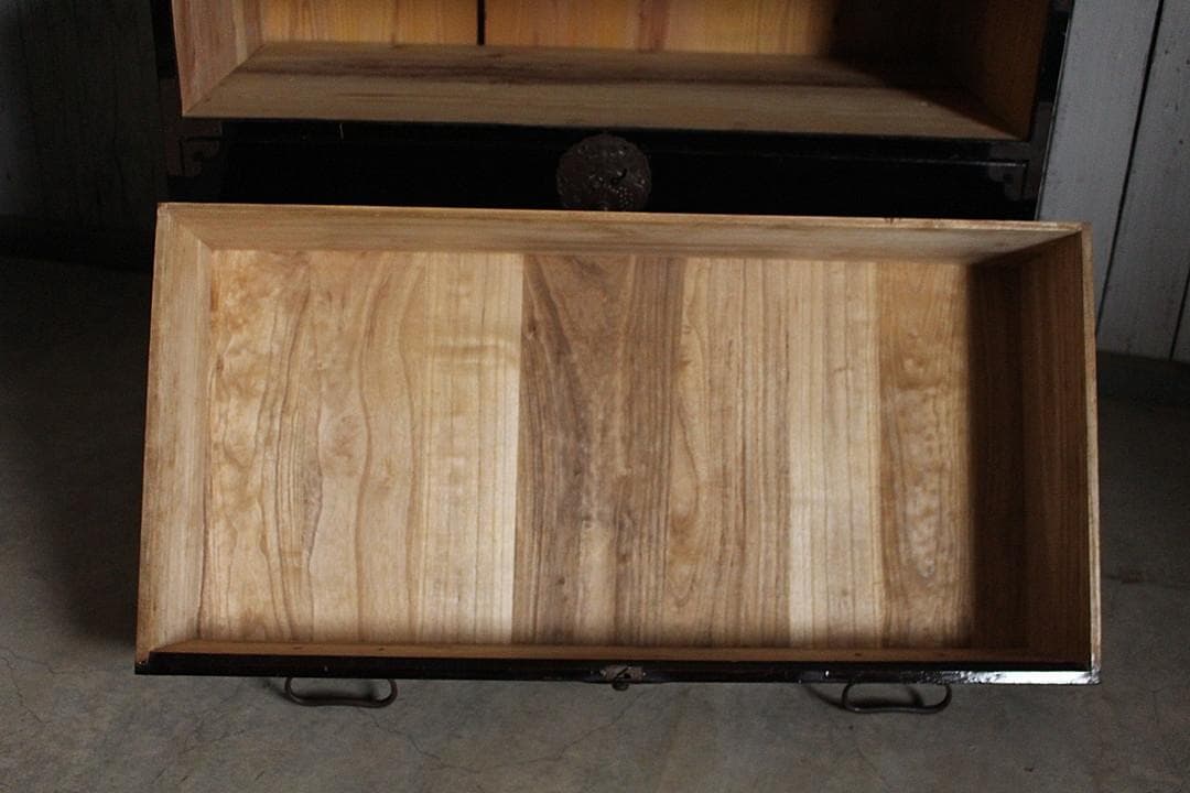 綺麗な丸金具庄内箪笥　3段　中桐　タンス　収納　古家具　古民家　時代家具