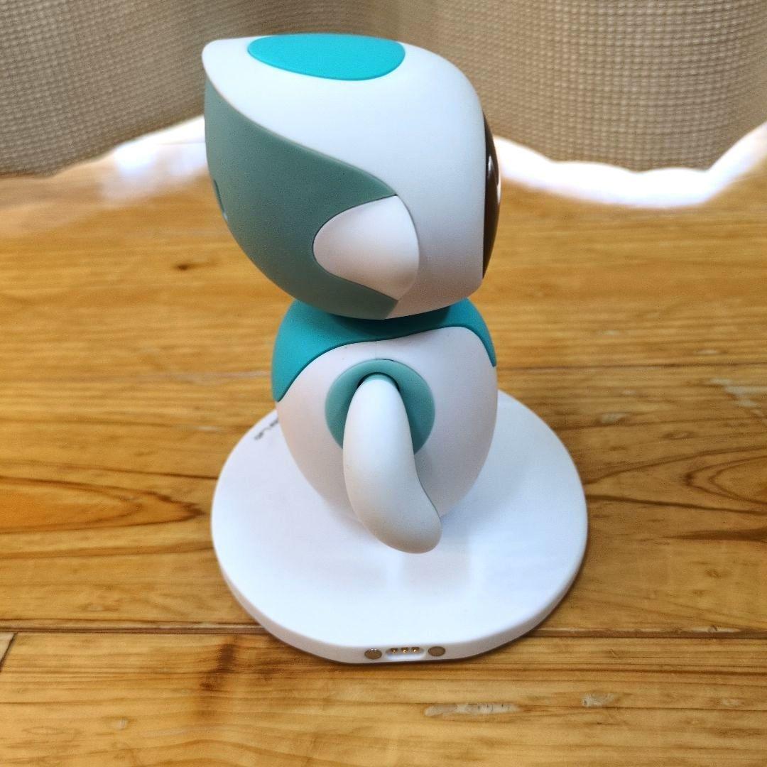 シ*タ様 アイリック(eilik)