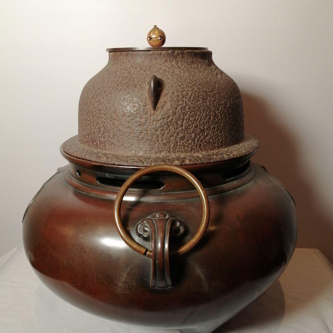 【茶道具】 唐銅風炉釜 　名越弥五郎作　釜265