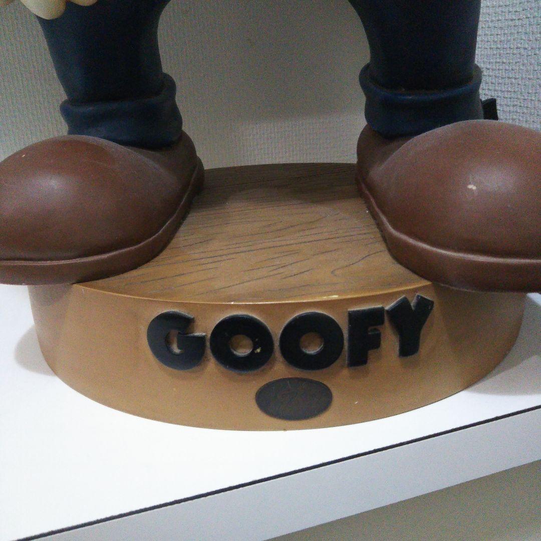 ディズニーストア グーフィー置物