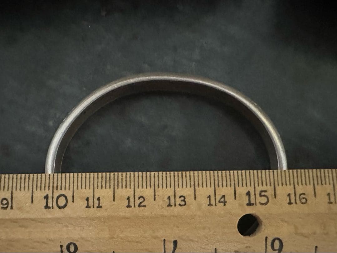 希少　重厚　ヴィンテージ　バングル　シルバー　アンティーク　アメリカ　ユーロ