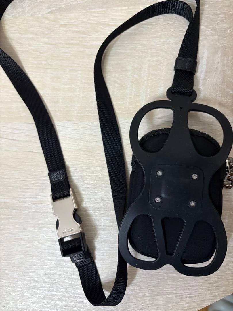 ✨美品✨PRADA スマートフォンケース ポーチ付き スマートフォンホルダー