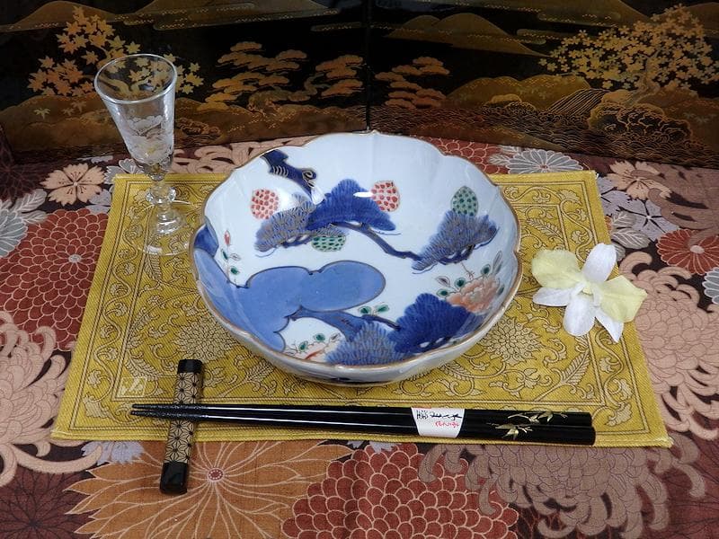 古伊万里　染付　三蓋松に牡丹の図　大膾皿　２客　江戸期　B231AS-CAj