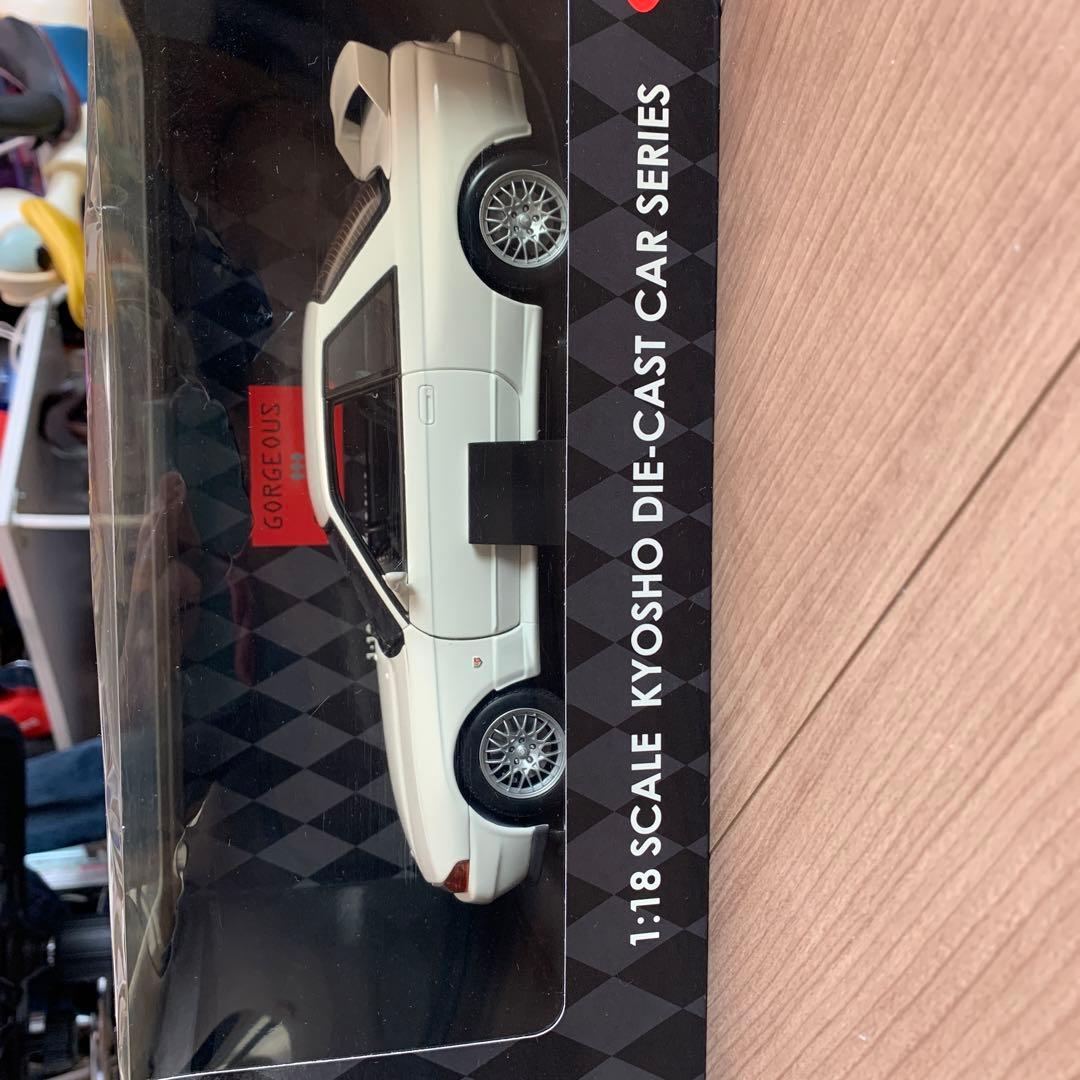 京商1:18 日産スカイラインGT-R（BNR32 ）V-SPECII