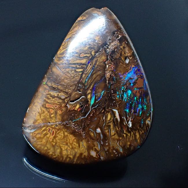 ボルダーオパールのタンブル③