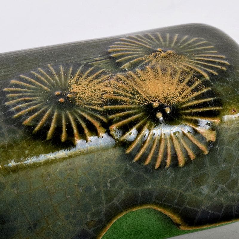 YUKI TANAKA加藤丈佳造　色絵金彩花文　香合　共布共箱　V8484