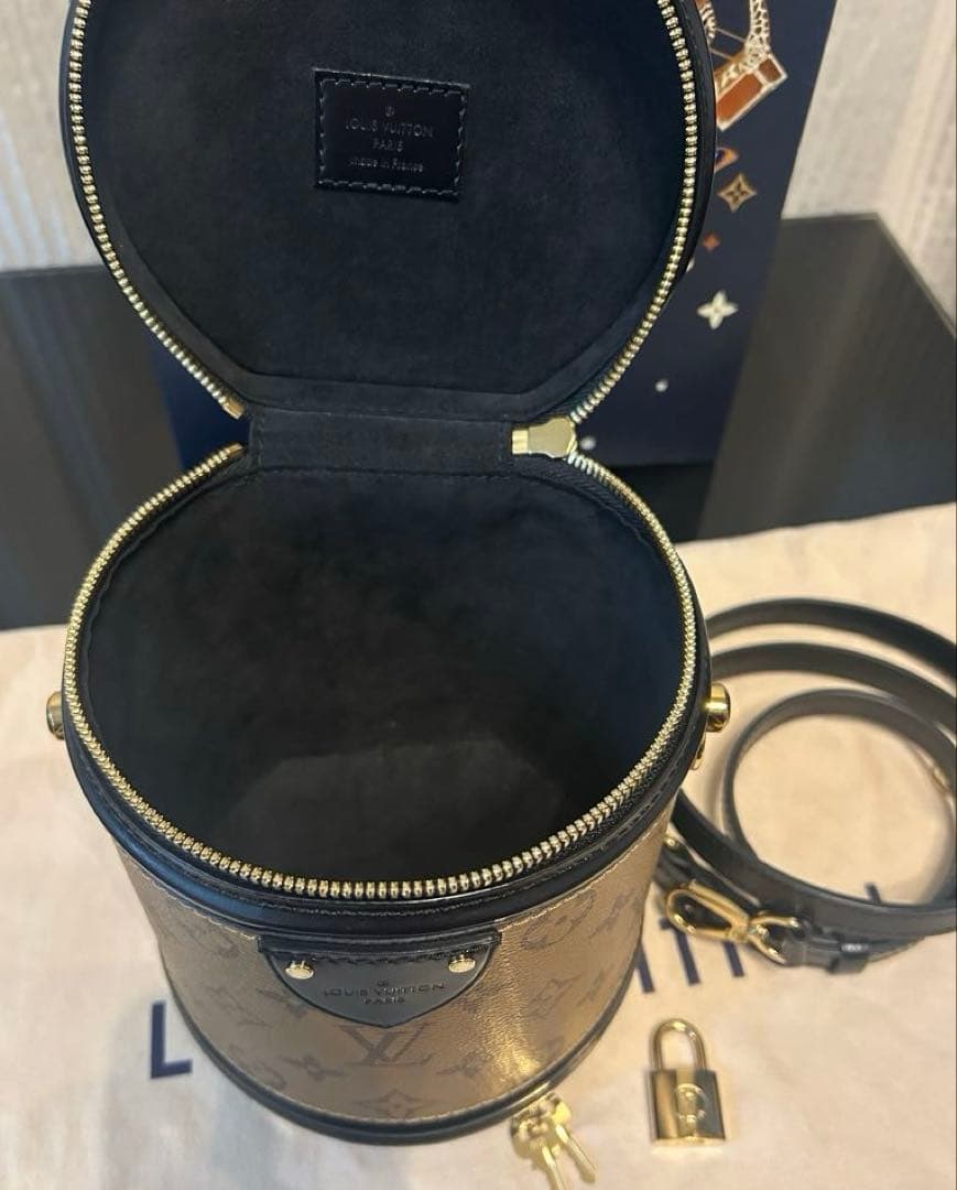 【美品】LOUIS VUITTONカンヌ モノグラムショルダーバッグ