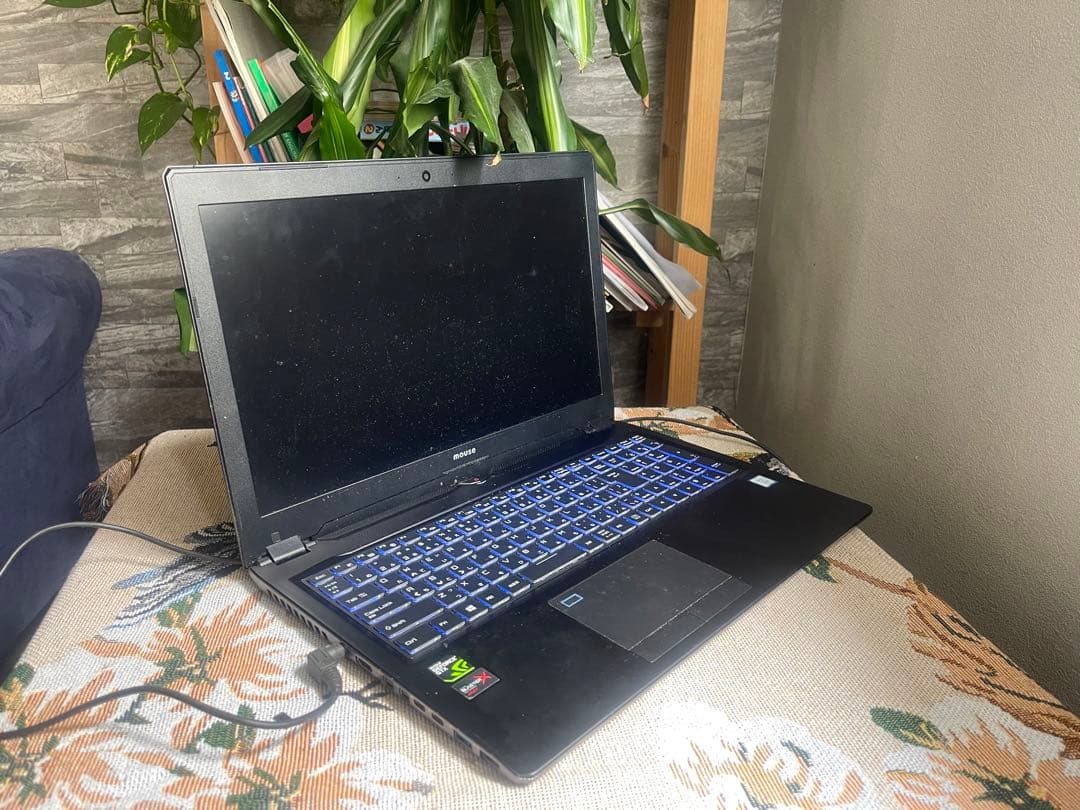 パソコンノートPC Core i7・SSD512GB・メモリ12GB