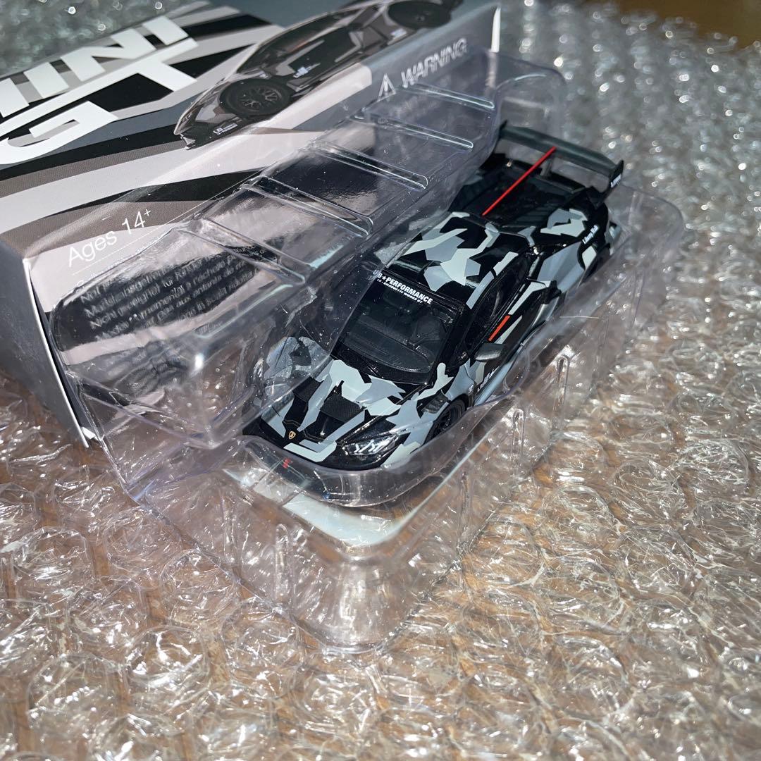 MINIGT LBWK 1/64 ランボルギーニ ウラカン カモフラージュ
